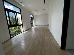 Holland Road (D10), Detached #551149261